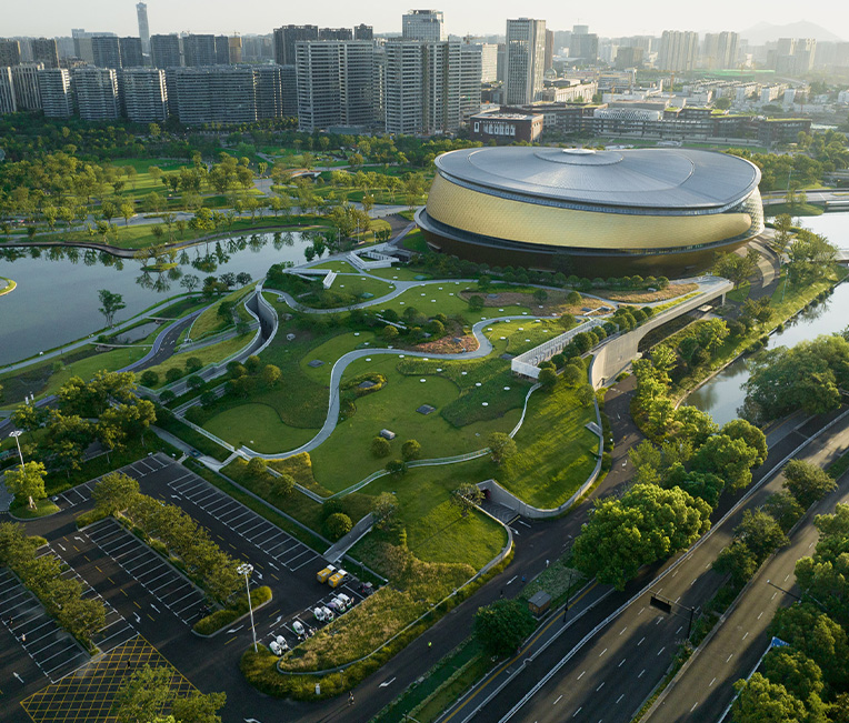 Fo-Thionscadal Cumhdach Struchtúr Cruach de Pháirc Spóirt Bhá an Oirthir Hangzhou (Halla Scátáil Rollóra, Ribín, Seomraí Cúnta, Túr Tírdhreacha)